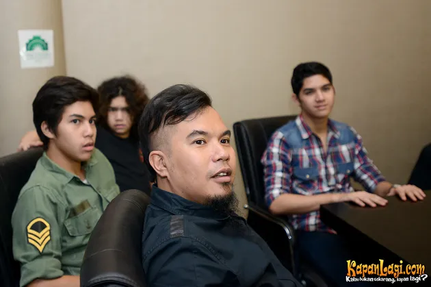 Dhani &amp; Lucky Laki