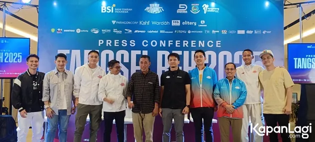 Dimas Seto Foto Bareng