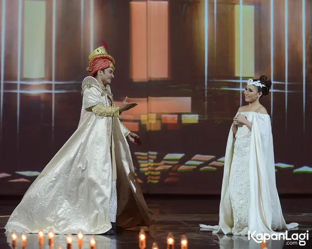 Ayu Ting Ting &amp; Ravi Bhatia