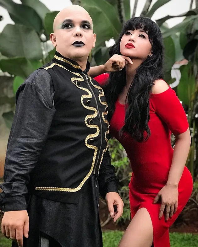 DIAH PERMATASARI - DEWI PERSSIK, HANTU SI MANIS JADUL 