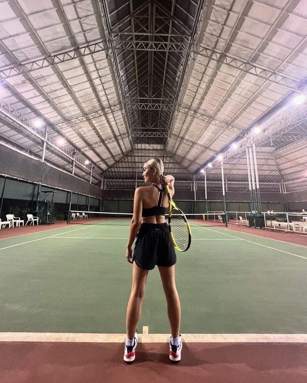 Reported Dead, Agnez Mo's Latest Portrait Who Once Returned to Indonesia - Reunion with Eza Yayang to Okan Kornelius