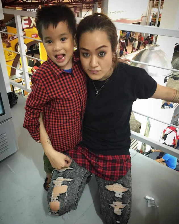 Sheila Marcia lesbian