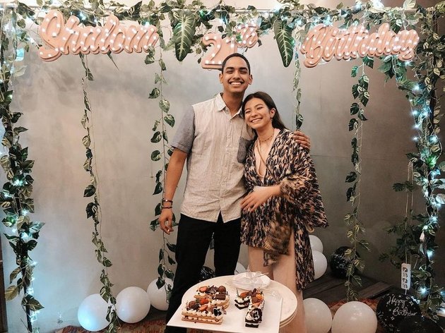 Rumored to be Pregnant Out of Wedlock, 8 Pictures of Shalom Razade and Wulan Guritno's Child with Her Boyfriend that are Currently in the Spotlight