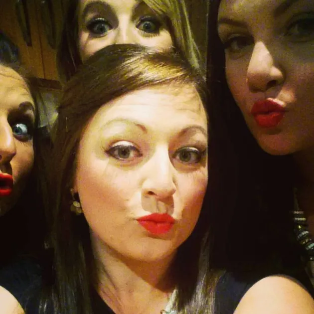 foto yang selalu dilakukan cewek-cewek