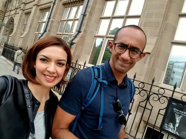 Potret najwa Shihab dan suami.