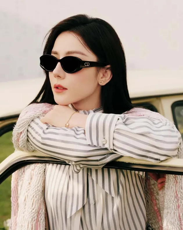 Dilraba Dilmurat tampil cantik.