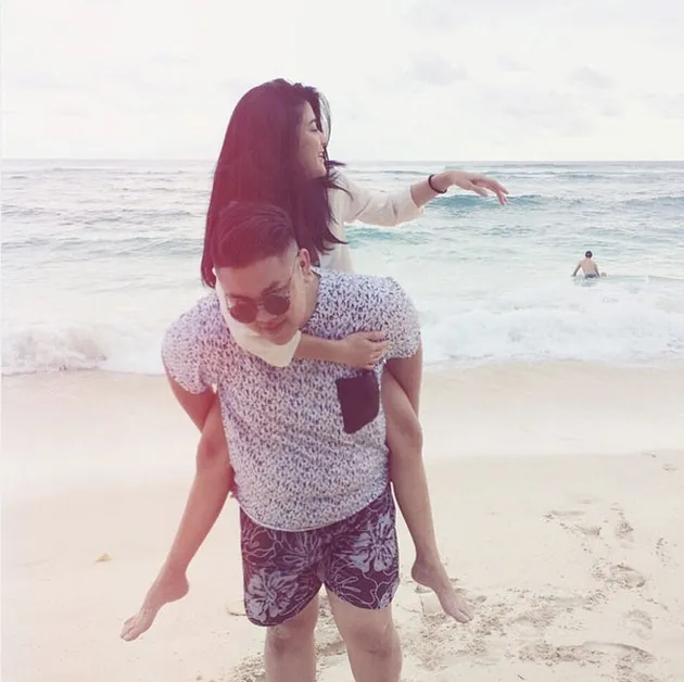 Naysila Mirdad &amp; Gilang Radipa