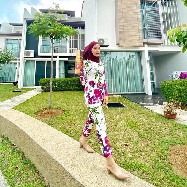 Married to Malaysian Tycoon, Peek at 8 Appearances of Tya Arifin's Luxury House, Siti Nurhaliza's Daughter-in-Law