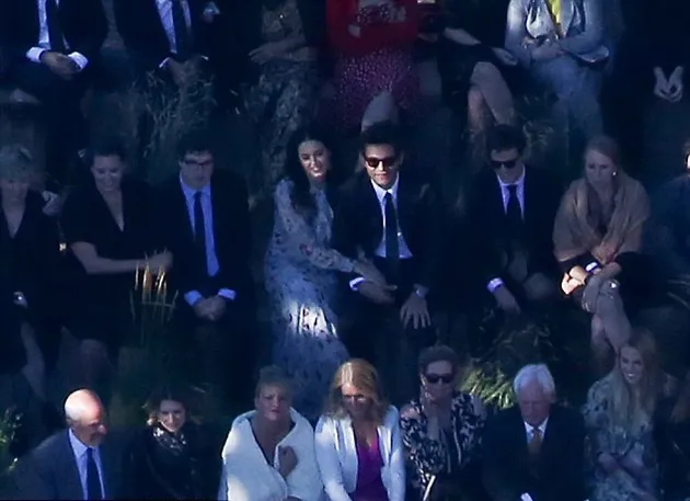Mesra, Katy Pery &amp; John Mayer Balikan