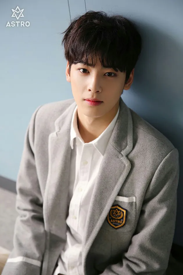 idol k-pop ganteng