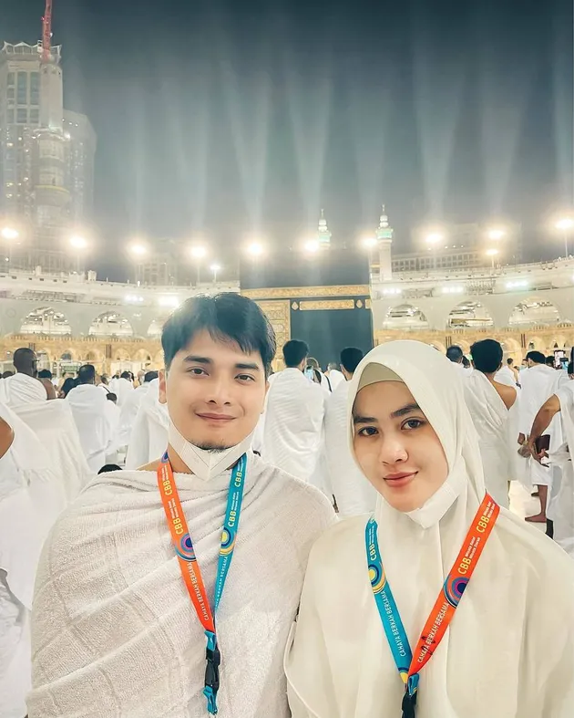 Alvin Faiz dan Henny Rahman