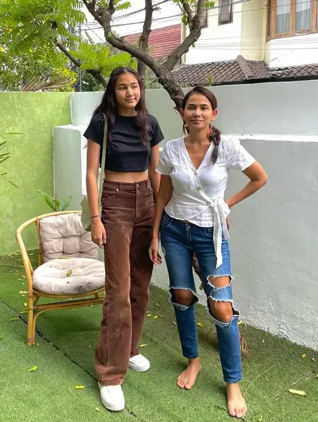 Cantiknya Naima Anak Nova Eliza