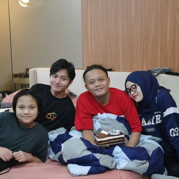 Sule bareng anak-anak