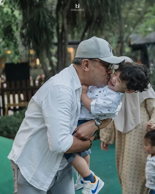 Ulang Tahun Balint Anak Susu Mona Ratuliu