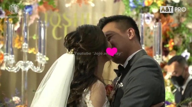 Colored with Tears of Joy, 8 Moments of Joshua Suherman and Clairine Clay's First Kiss After Officially Becoming Husband and Wife