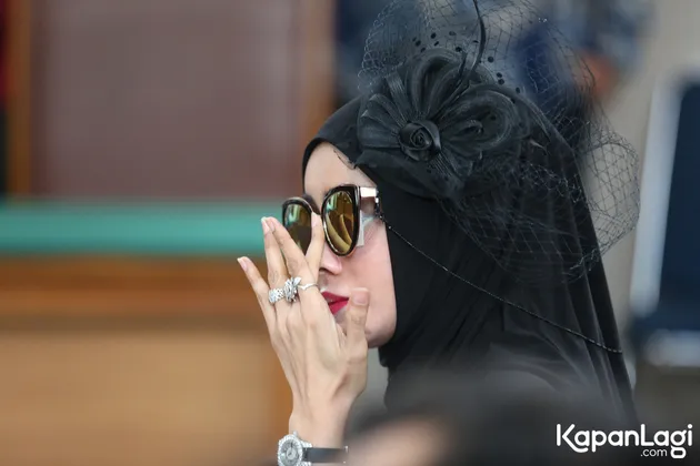 Doktif benarkan kacamata