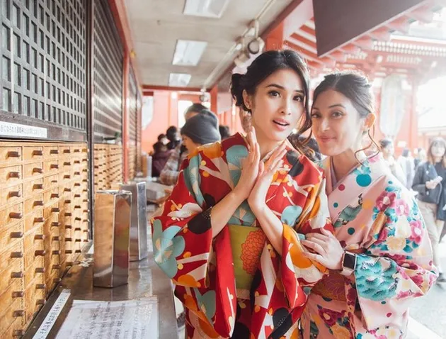 Liburan Selebriti Indonesia