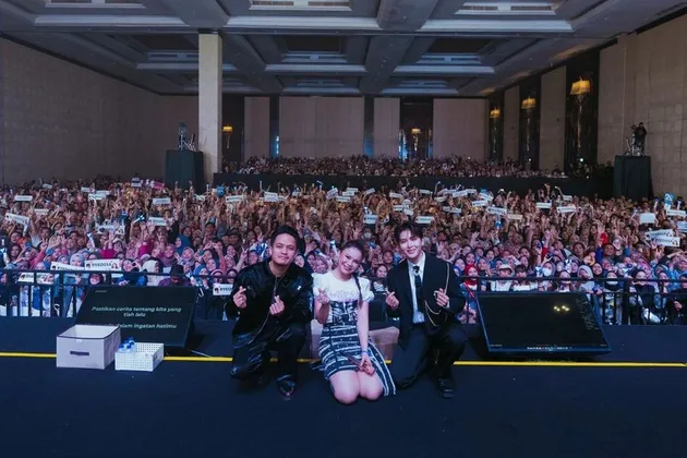  Potret Rossa dan Ryeowook SUPER JUNIOR di Konser “Rossa Another Journey” 