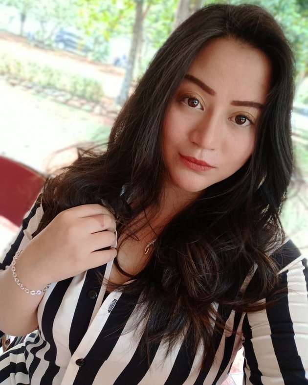Previously Rumored to be Affected by Black Magic, Snapshot of Jelita Bahar's Latest News, Anisa Bahar's Daughter Who Apparently Suffers from Mental Health Issues