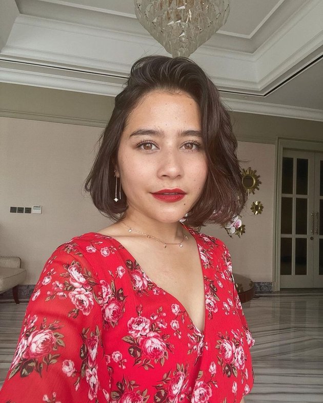 Once Bullied Because of Her Overweight Body, 8 Photos of Prilly Latuconsina Showing Confidence Wearing a Crop Top