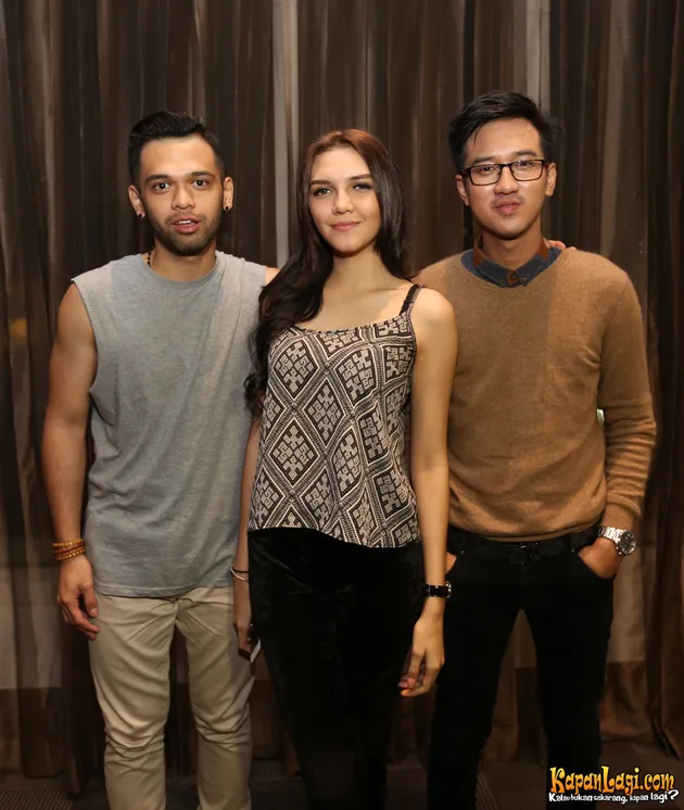 Duo Arka dan Alexa Key