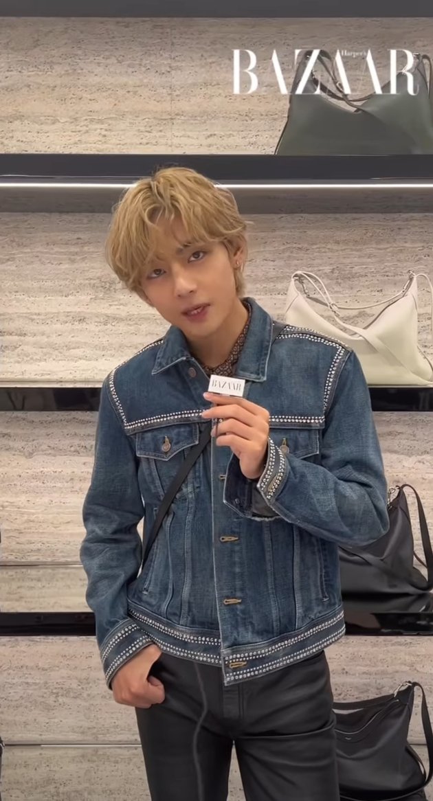Hottest Duo - BTS' Kim Tae-hyung and Park Bo-gum were spotted together at  the Celine Store in Japan, sending fans into a frenzy