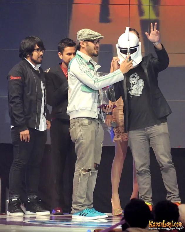 Dahsyatnya Awards 2011