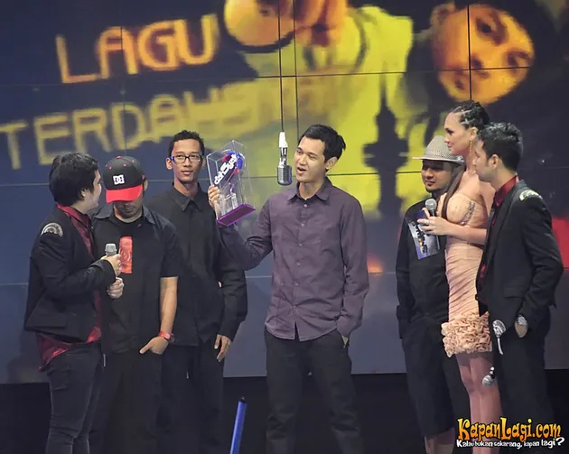 Dahsyatnya Awards 2011