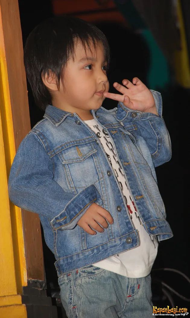 Damas, Murry Koes Plus