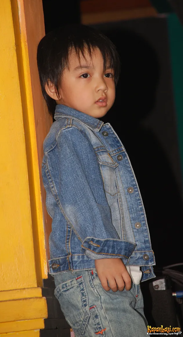 Damas, Murry Koes Plus