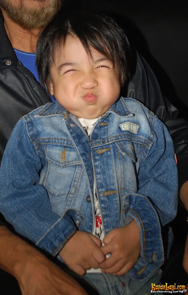 Damas, Murry Koes Plus