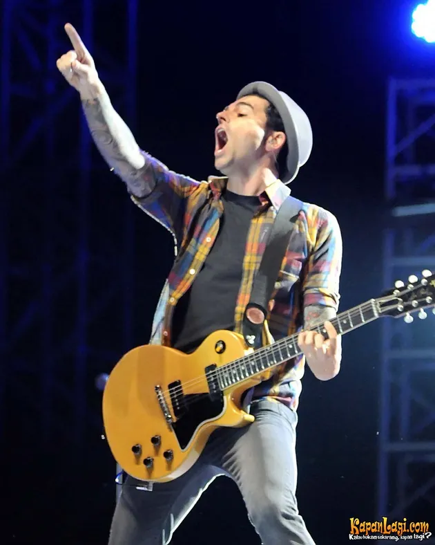 Dashboard Confessional