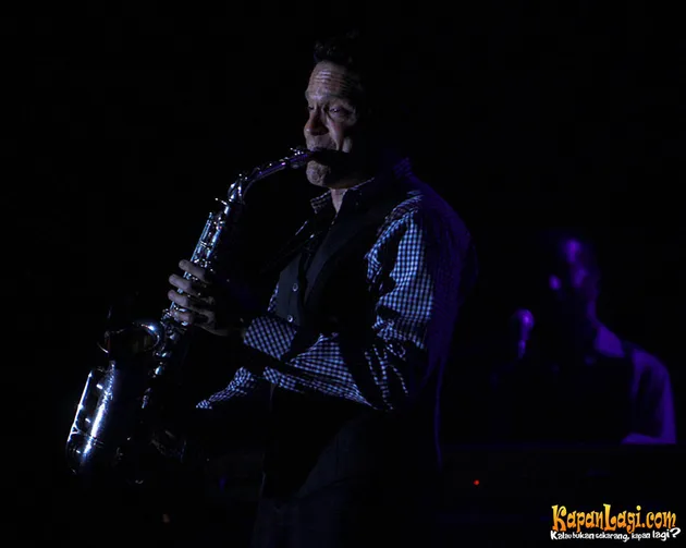 Dave Koz