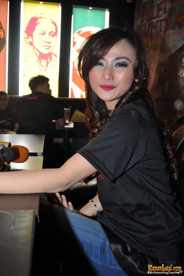 Debby Ayu