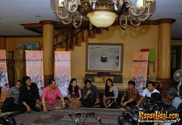 lolongseran selebritis