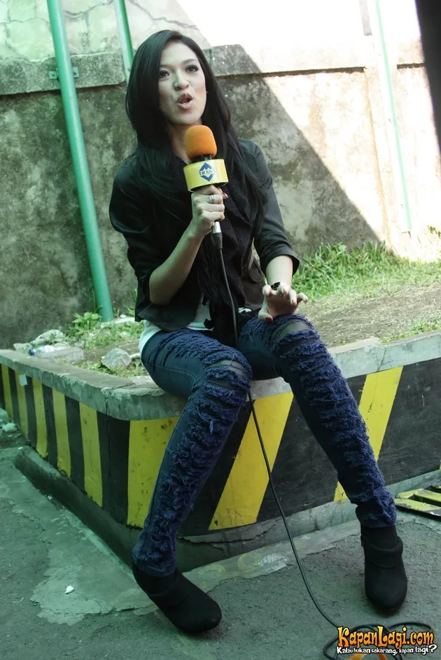 Delia Septianti