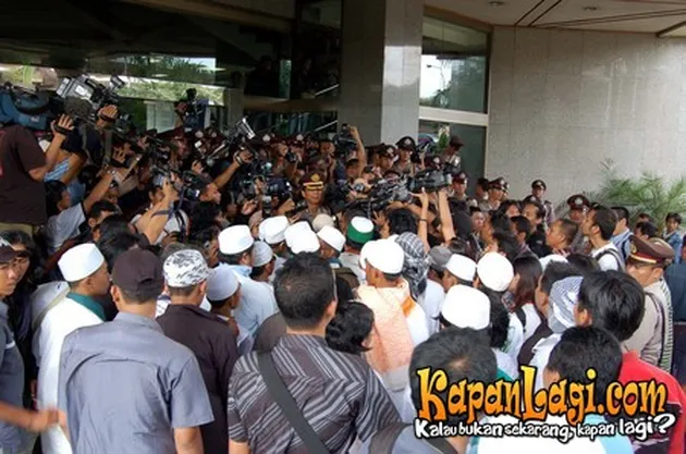 Tolak \&#039;Playboy\&#039;!