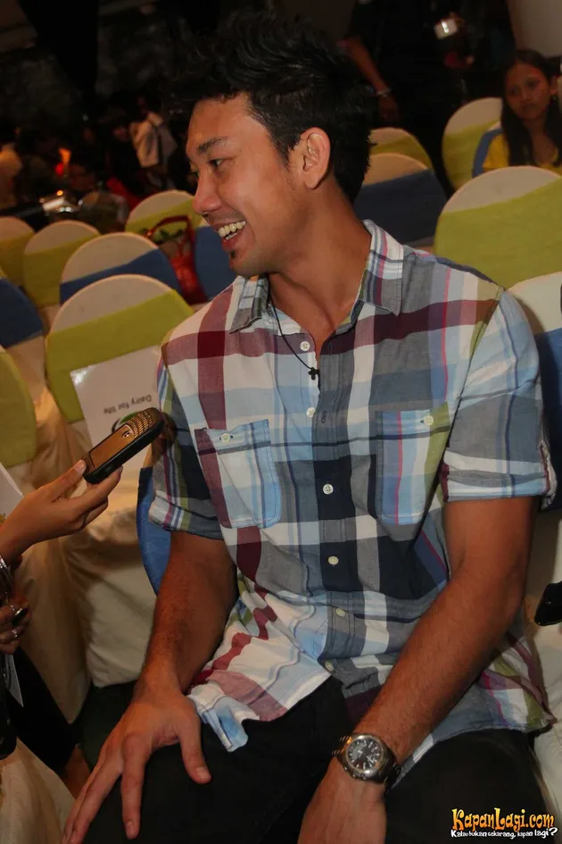 Denny Sumargo