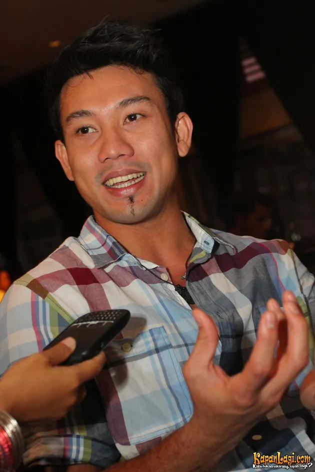 Denny Sumargo