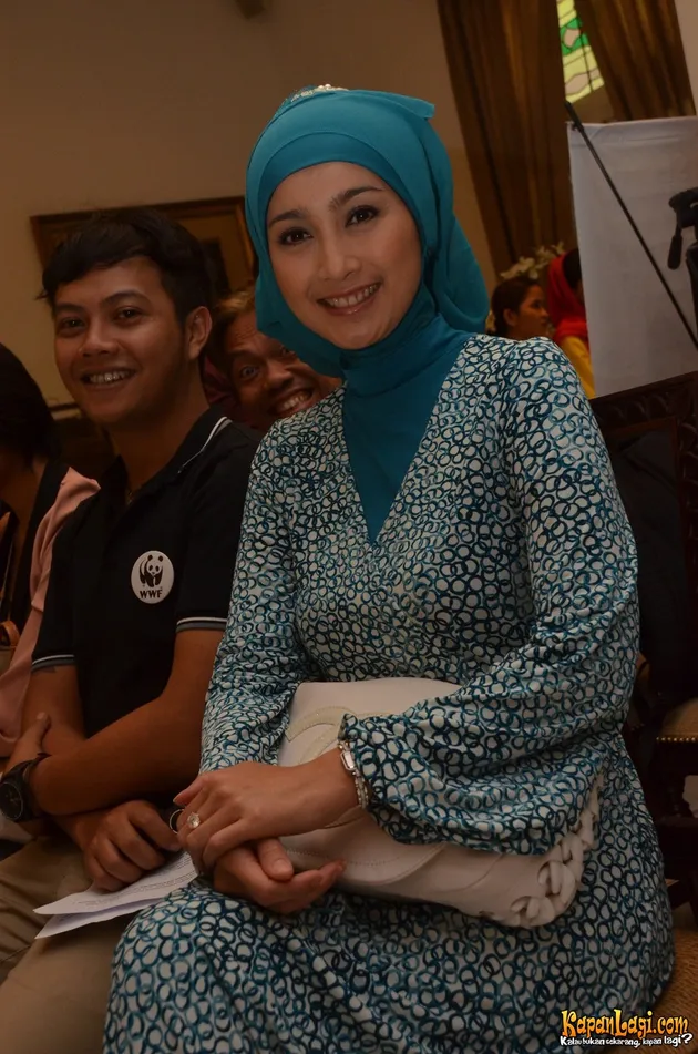 Desy Ratnasari