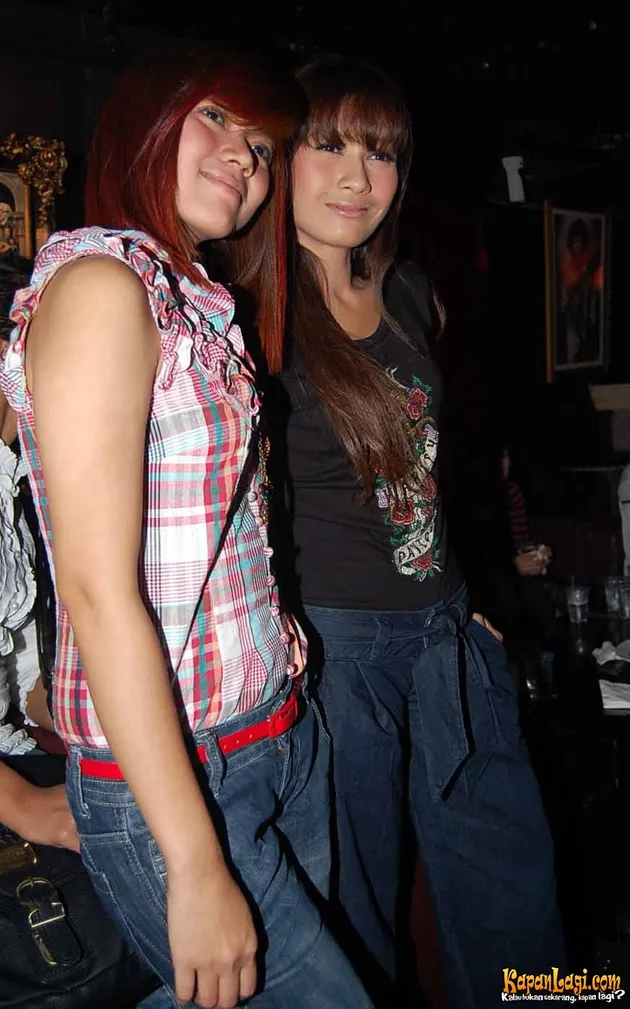 Dewi Dewi
