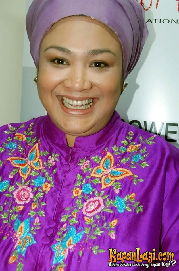 Dewi Hughes Kampanye