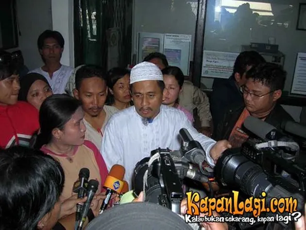 Dewi Persik - Saiful Jamil