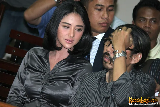 Dewi Perssik