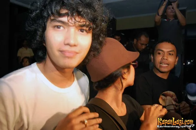 dewi perssik, aldi taher