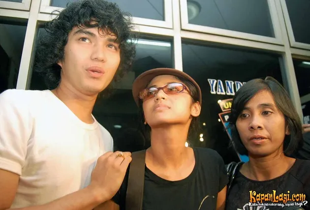 dewi perssik, aldi taher