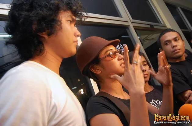 dewi perssik, aldi taher