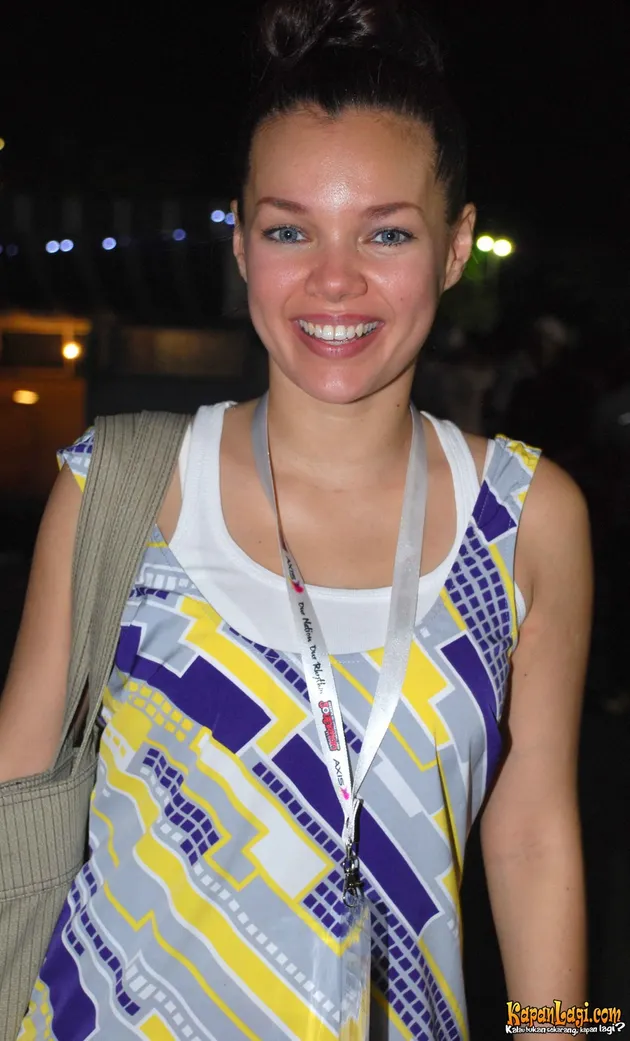 Dewi Sandra