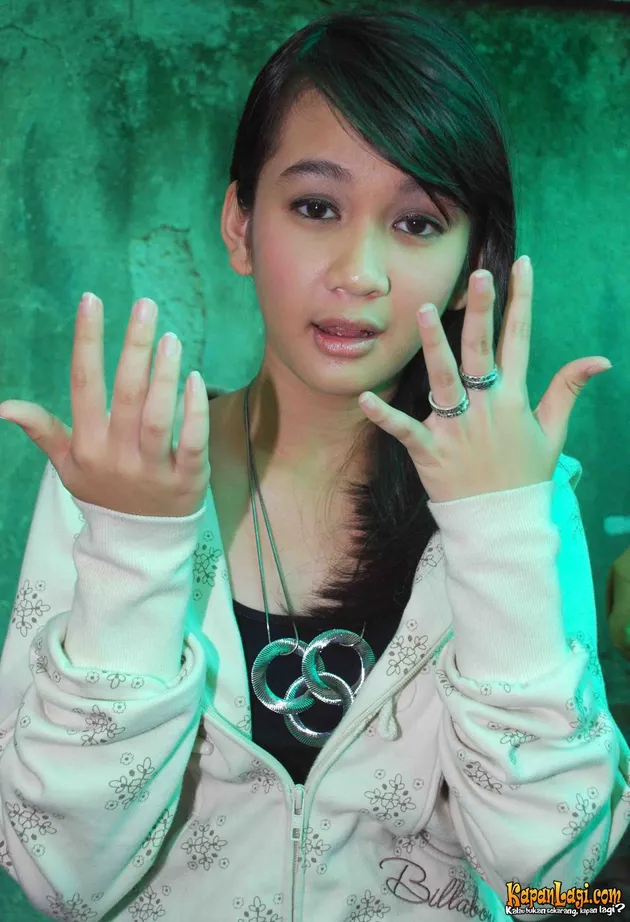 dhea anissa