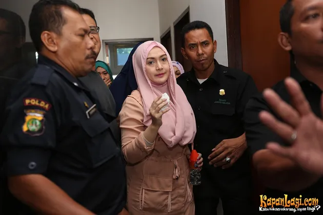 Edies Adelia